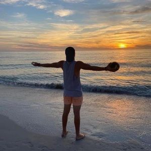 Meet your Posher, Logan